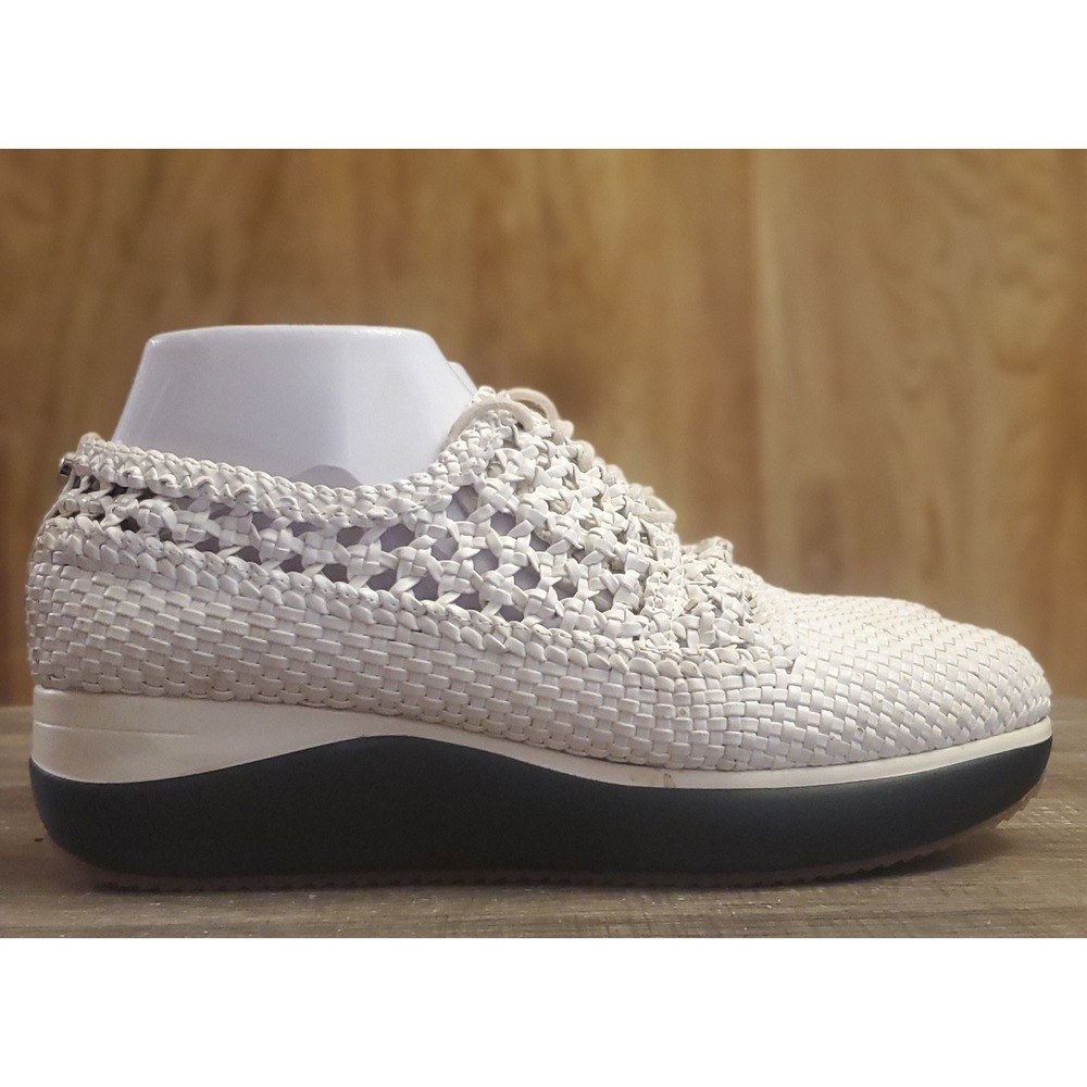 Donald Pliner Lillo Woven Platform Sneakers Women's Size 9‎ White